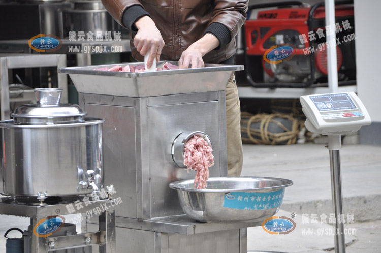 �g��C�g����