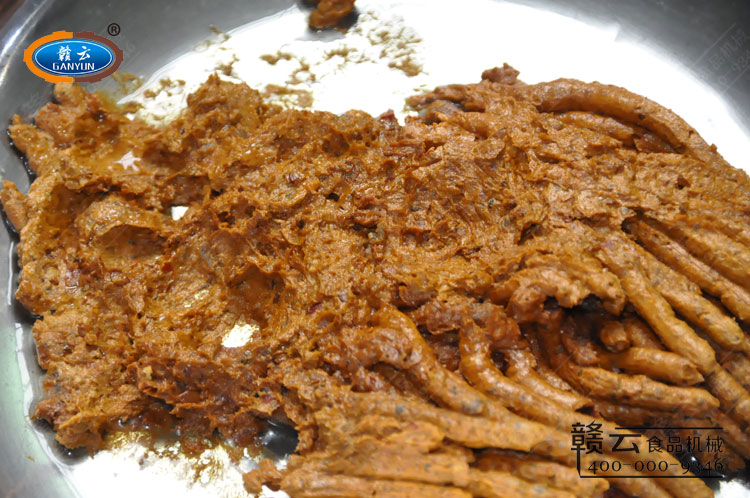 用強(qiáng)力絞肉機(jī)絞出來的火鍋料泥