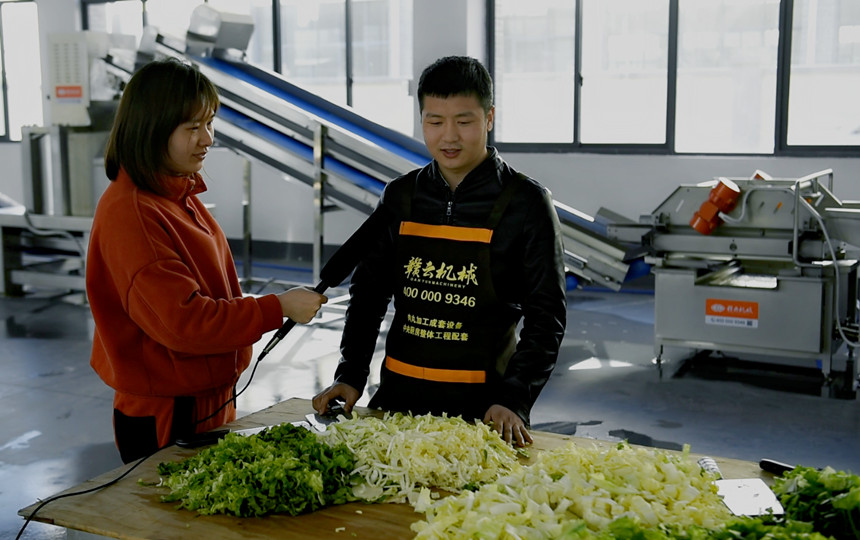 賽后采訪人工隊(duì)員圖片 賽后采訪人工隊(duì)員圖片